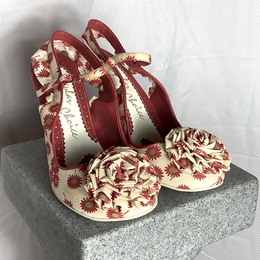 Irregular Choice size 41 red and cream heels